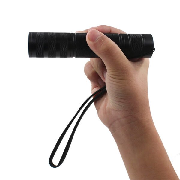 Night Vision Light Assistance Illuminator 850nm Infrared IR Torch for Tactical Outdoor Hunting with hand View Distance Laser 400meter